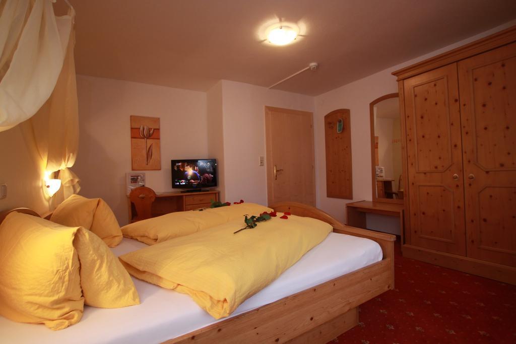 Pension Edelweiss Breitenbach am Inn Chambre photo