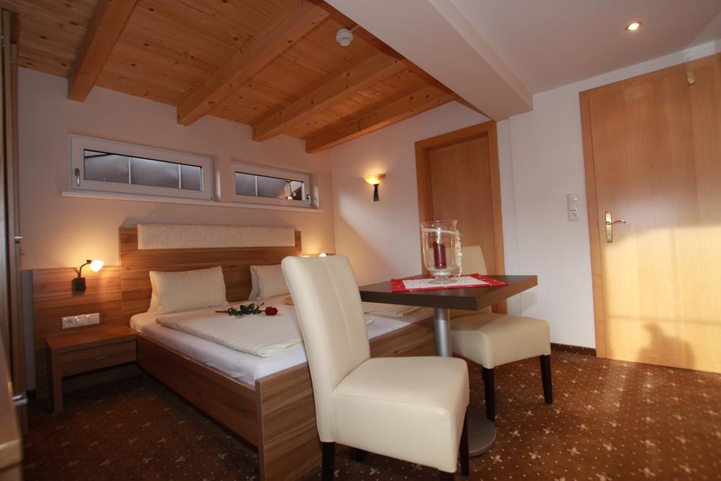 Pension Edelweiss Breitenbach am Inn Chambre photo